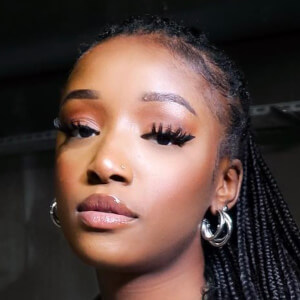 Olivanie Headshot 8 of 10
