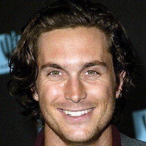 Oliver Hudson Headshot 6 of 10