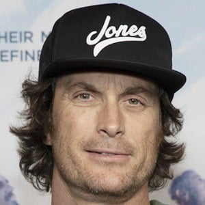 Oliver Hudson Headshot 9 of 10