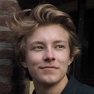 Oliverwhelmed at age 20