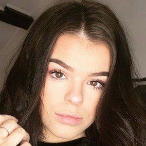 Olivia Byard - Age, Family, Bio | Famous Birthdays