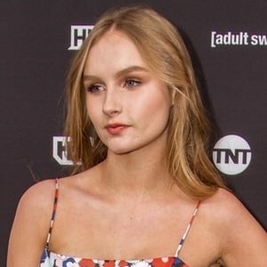 Olivia DeJonge at age 18