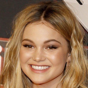 Olivia Holt at age 19