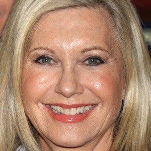 Olivia Newton-John Headshot 4 of 10