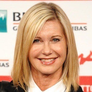 Olivia Newton-John Headshot 6 of 10