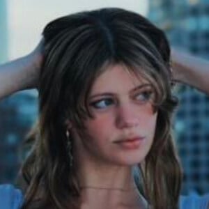 Olivia Swinton Headshot 4 of 6