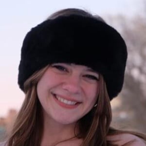 Olivia Swinton Headshot 6 of 6