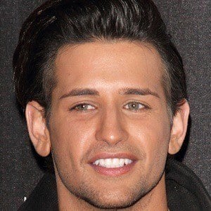 Ollie Locke Headshot 6 of 10