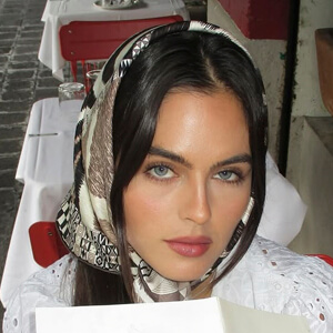 Oriana Gallo Headshot 2 of 6