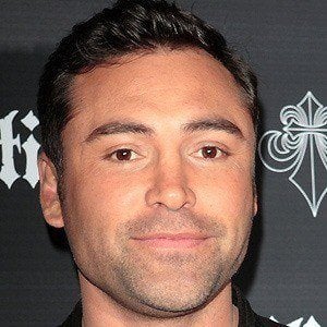 Oscar de la Hoya Headshot 4 of 10