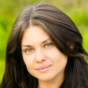 Oksana Platero Headshot 6 of 10