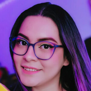 otrafernandamas Headshot 12 of 17