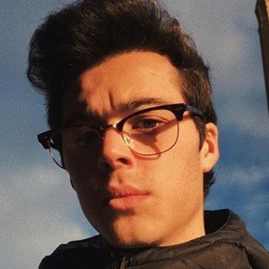 Pablo Brotons - Age, Family, Bio | Famous Birthdays