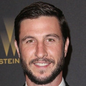 Pablo Schreiber Headshot 10 of 10