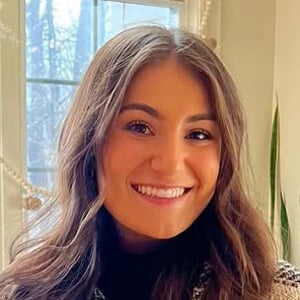 Paige Faustini Headshot 5 of 9
