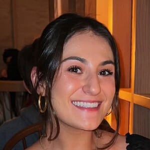 Paige Faustini Headshot 6 of 9