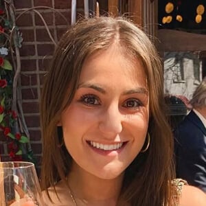 Paige Faustini Headshot 8 of 9