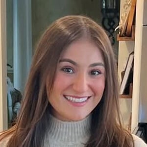 Paige Faustini Headshot 9 of 9