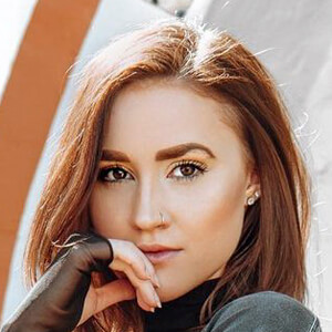 Paige Sheffield Headshot 8 of 17