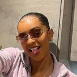 Paigey Cakey Headshot 8 of 10