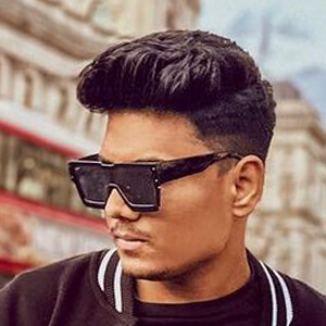 Pardeep Kumar Headshot 5 of 6