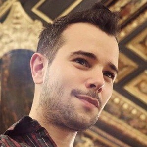 ParisASMR Headshot