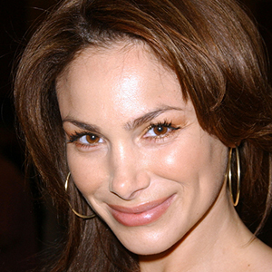 Patricia de León Headshot 3 of 6