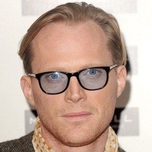 Paul Bettany Headshot 7 of 10