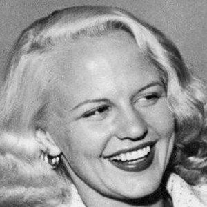 Peggy Lee Headshot 3 of 6