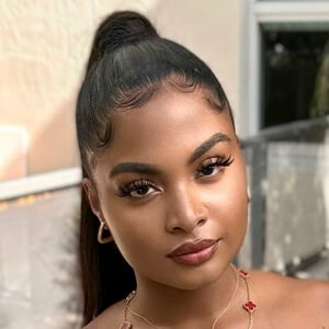 jovipena Headshot 2 of 10