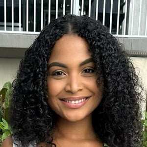 jovipena Headshot 3 of 10