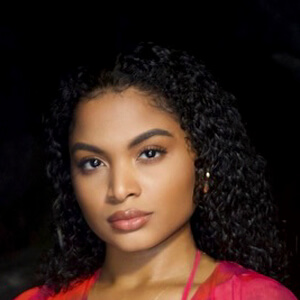 jovipena Headshot 7 of 10