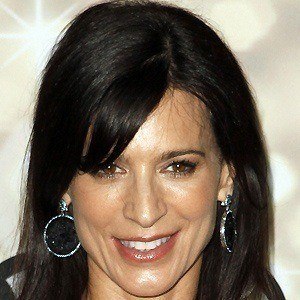 Perrey Reeves Headshot 4 of 7