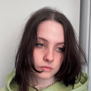 Pesdecoelho Headshot 2 of 3