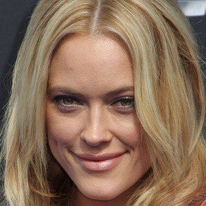 Peta Murgatroyd Headshot 5 of 10