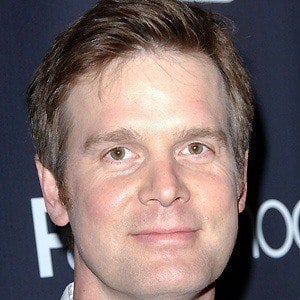 Peter Krause Headshot 5 of 10