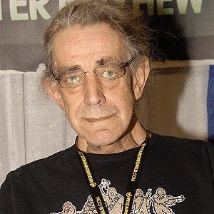 Peter Mayhew Headshot 5 of 10