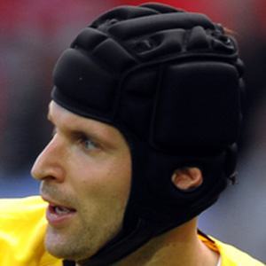 Petr Cech Headshot 3 of 5