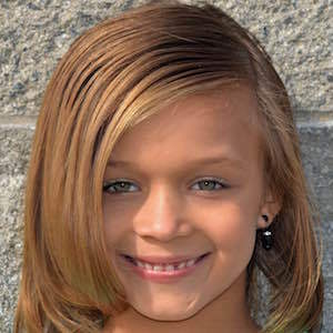 Peyton Evans Headshot 10 of 10