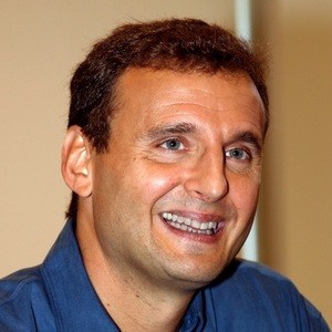 Phil Rosenthal Headshot 3 of 4