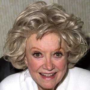 Phyllis Diller - Bio, Family, Trivia | Famous Birthdays