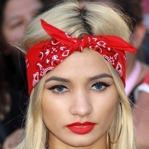 Pia Mia at age 17