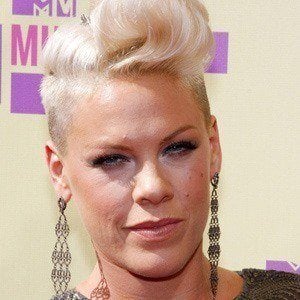 Pink - Age, Family, Bio | Famous Birthdays