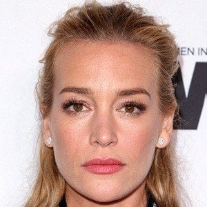 Piper Perabo Headshot 7 of 10