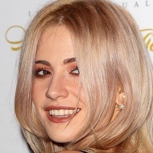 Pixie Lott Headshot 5 of 10