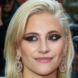 Pixie Lott Headshot 6 of 10