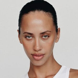 Polina Isadora Egorov Headshot 4 of 5