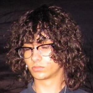 Presley Romani Headshot 3 of 3