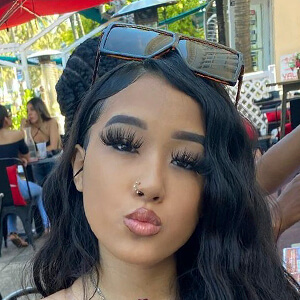 prettybitchjass - Age, Family, Bio | Famous Birthdays