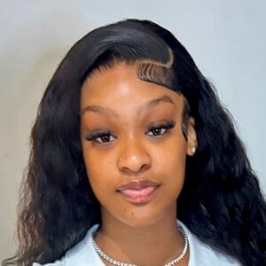 prettyluhhkayy Headshot 3 of 4